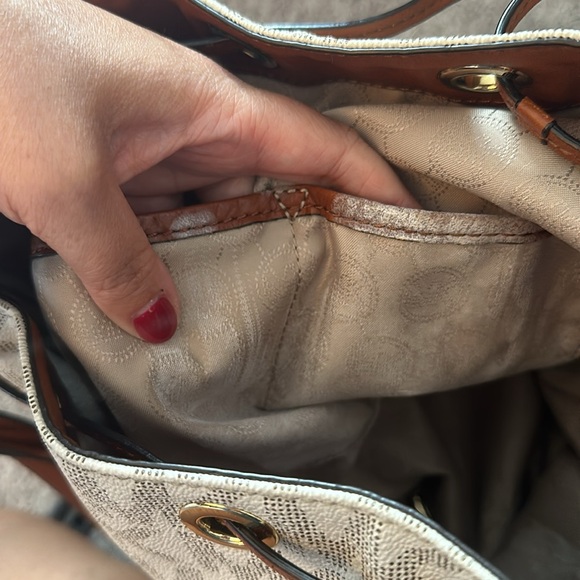 Michael Kors Bucket Bag - Picture 9 of 11